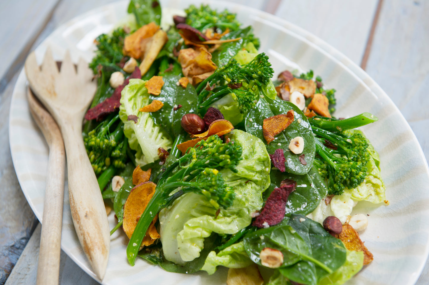 DELALICIOUS - A Full Plate For A Full Life